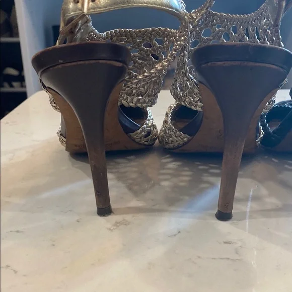 ⚡️3 for $15⚡️ bundle of Donald J. Pliner Black and Gold Heels size 5-Preloved - Picture 4 of 16